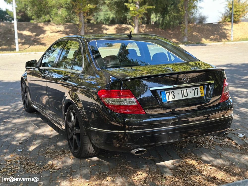 Mercedes-Benz C 350 - 36