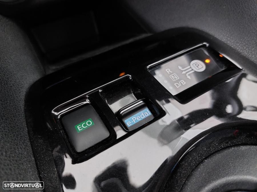 Nissan Leaf N-Connecta - 24