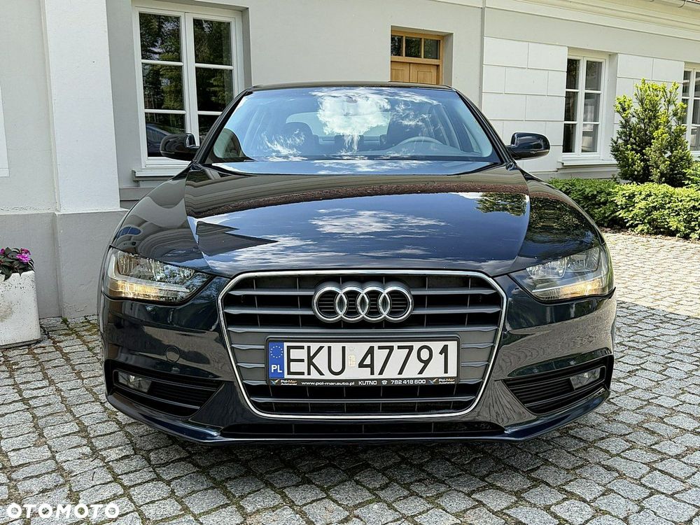 Audi A4 Limousine - 2