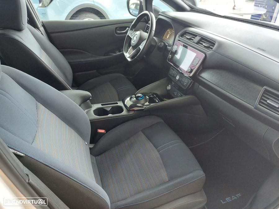 Nissan Leaf N-Connecta - 29
