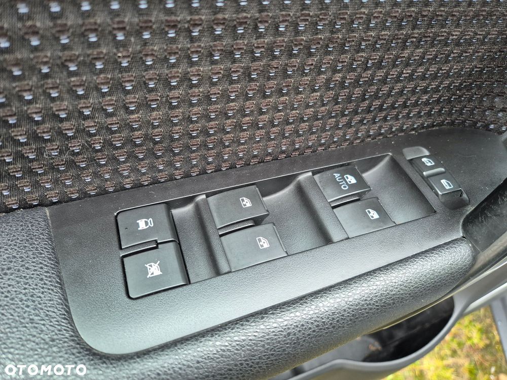 Chevrolet Captiva 2.4 2WD LT - 23