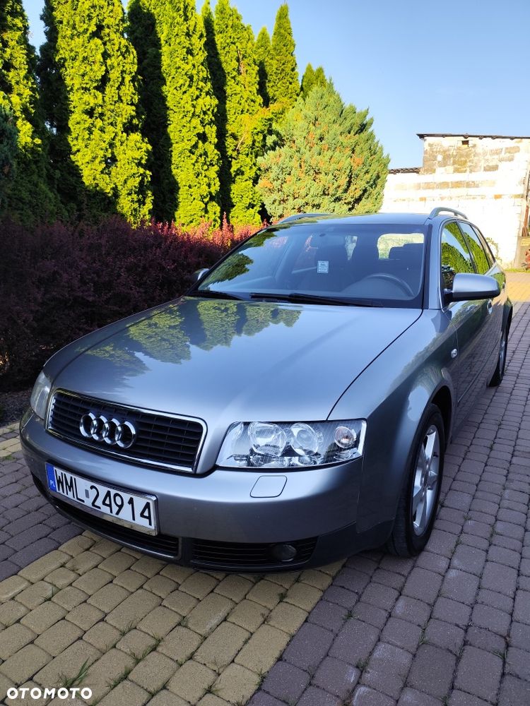 Audi A4 Avant - 1