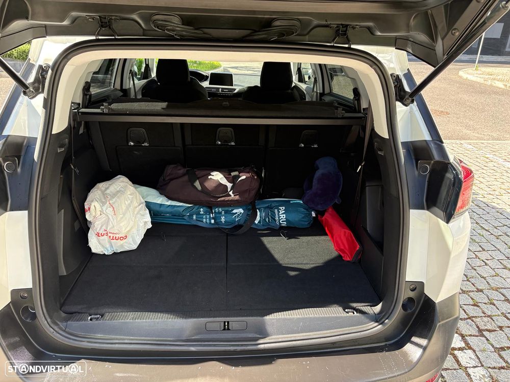 Peugeot 5008 BlueHDI 130 EAT8 Allure - 11