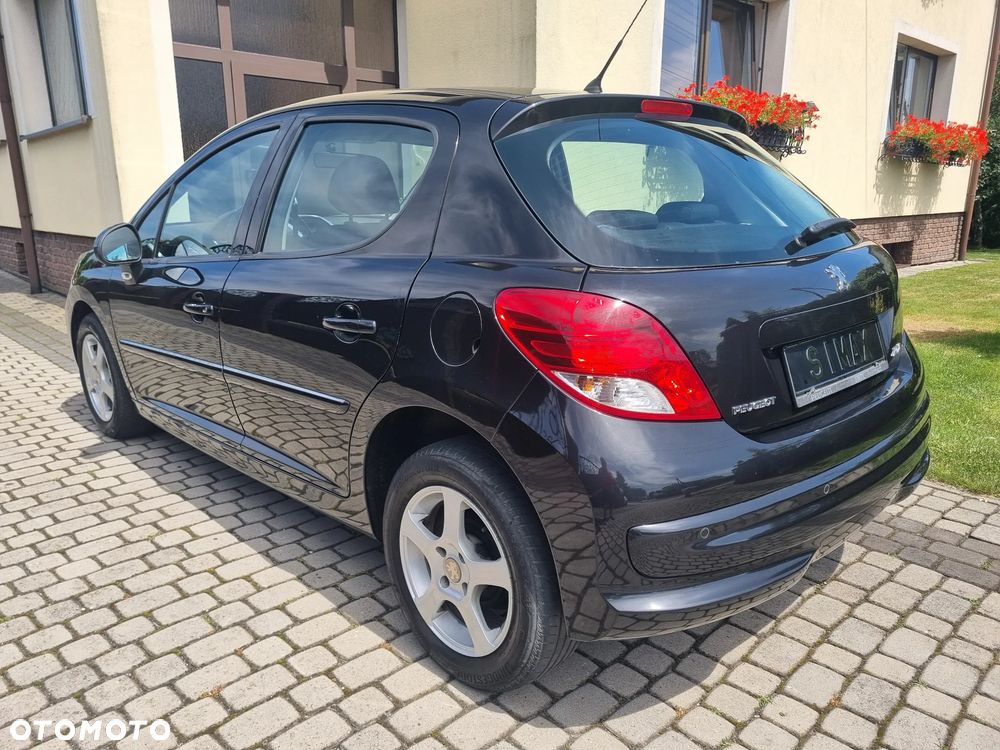 Peugeot 207 1.4 Presence Grand Prix - 9