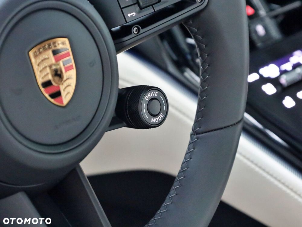 Porsche Panamera - 26