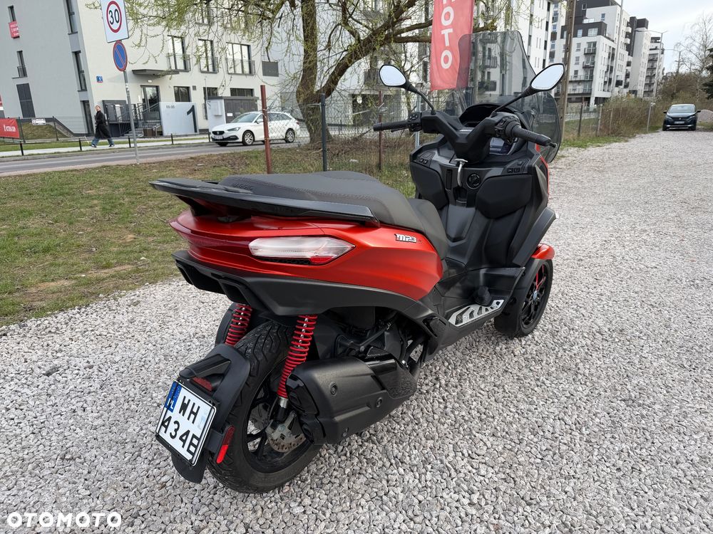 Piaggio MP-3 - 29