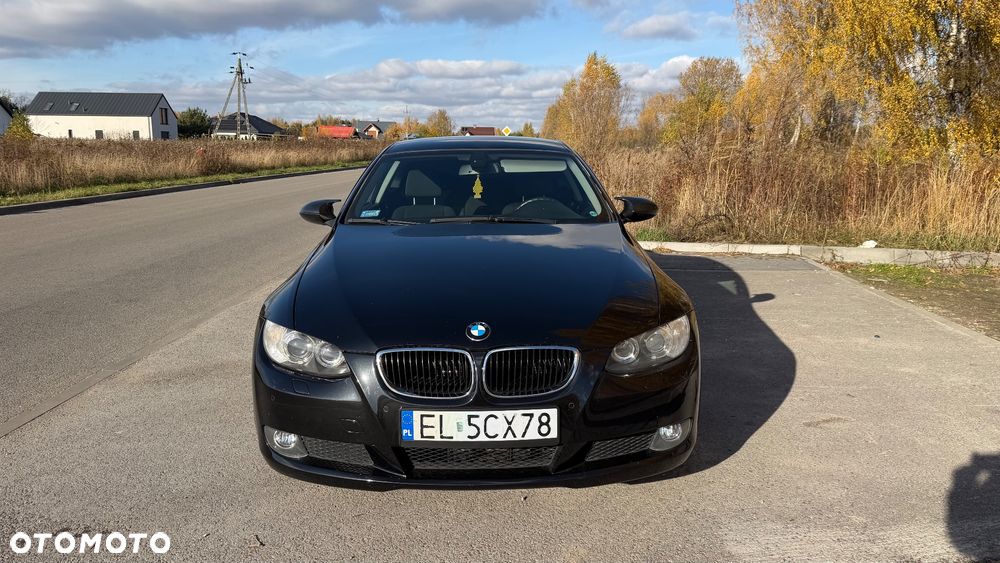 BMW Seria 3 325i - 2
