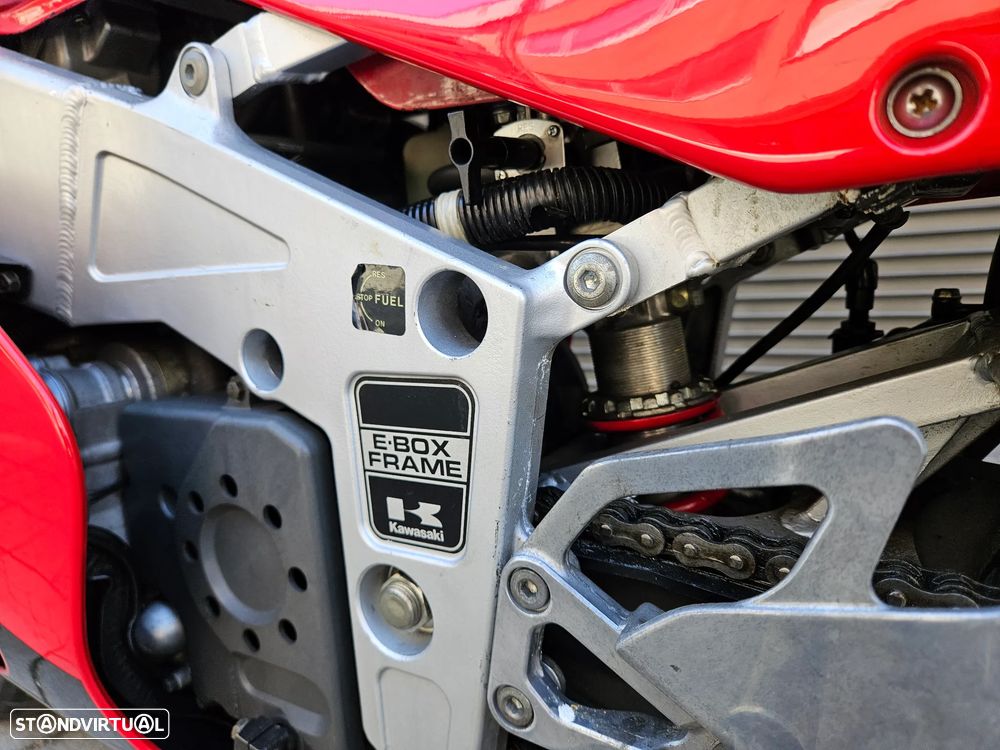 Kawasaki ZXR 400 - 18