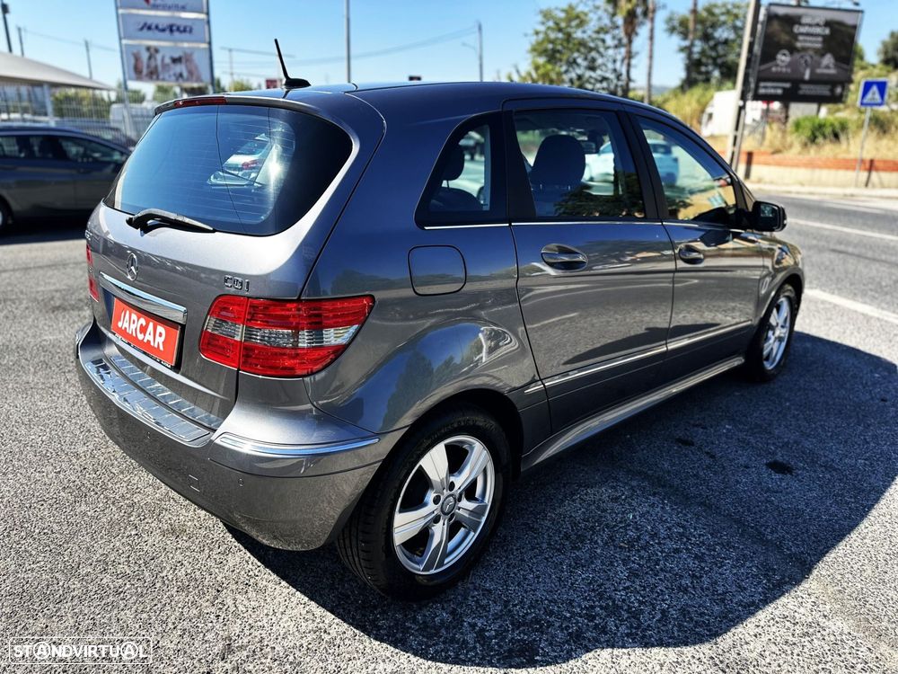 Mercedes-Benz B 180 CDI Autotronic - 8