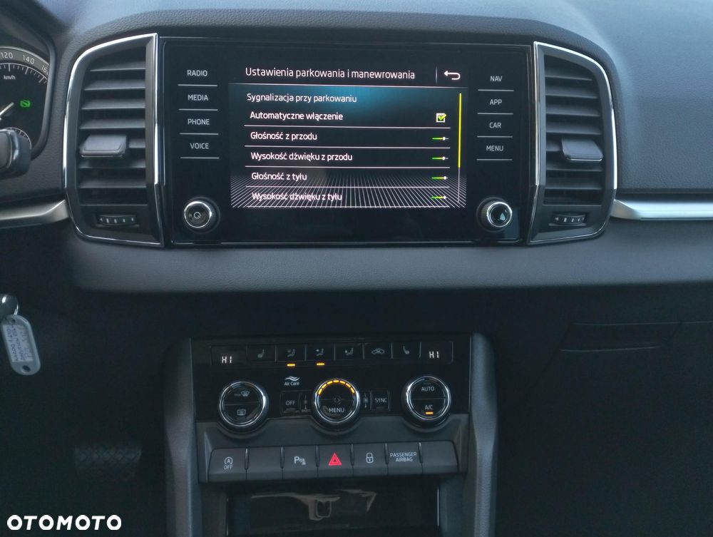 Skoda Karoq 1.6 TDI SCR DSG Ambition - 29