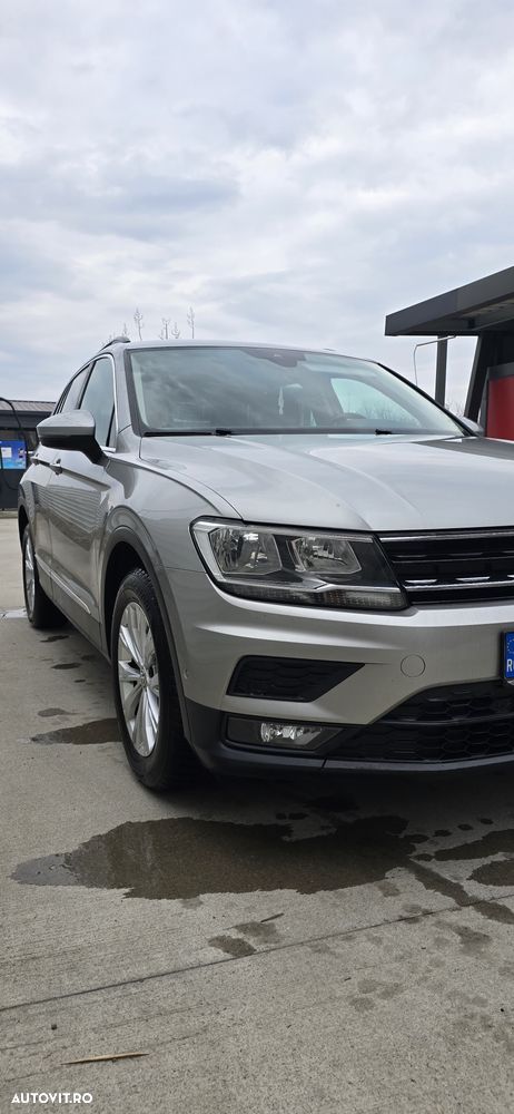 Volkswagen Tiguan 2.0 TDI DPF DSG Comfortline - 2