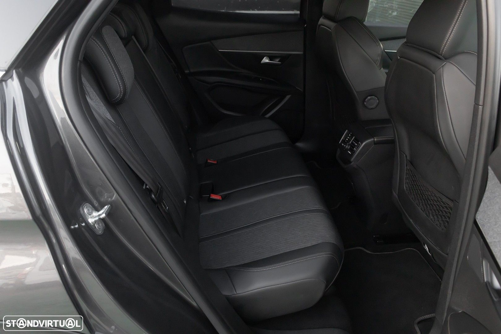 Peugeot 3008 1.5 BlueHDi GT Line EAT8 - 21