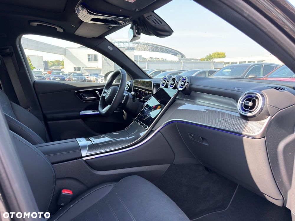 Mercedes-Benz GLC - 15