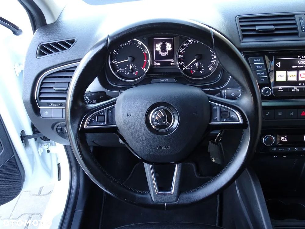 Skoda Fabia 1.0 MPI Clever - 27