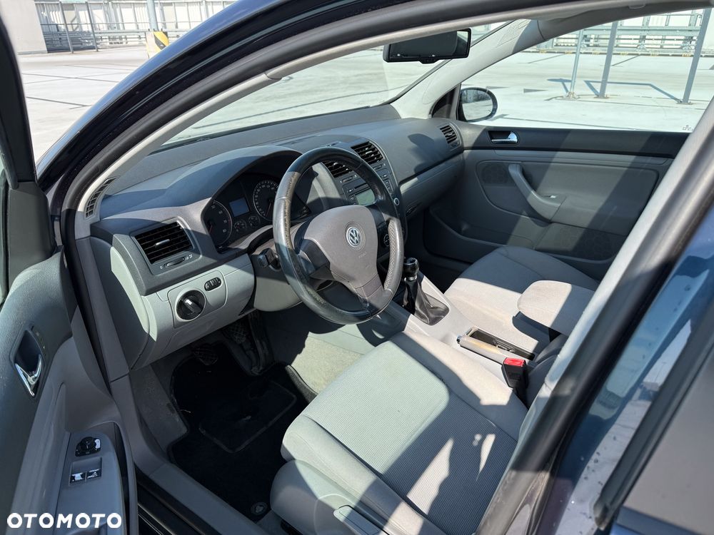 Volkswagen Golf 1.4 FSI Comfortline - 8