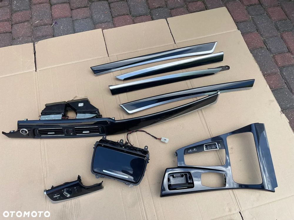 bmw f10 f11 dekor dekory europa czarne piano stan IDEALNY bez rysek - 1