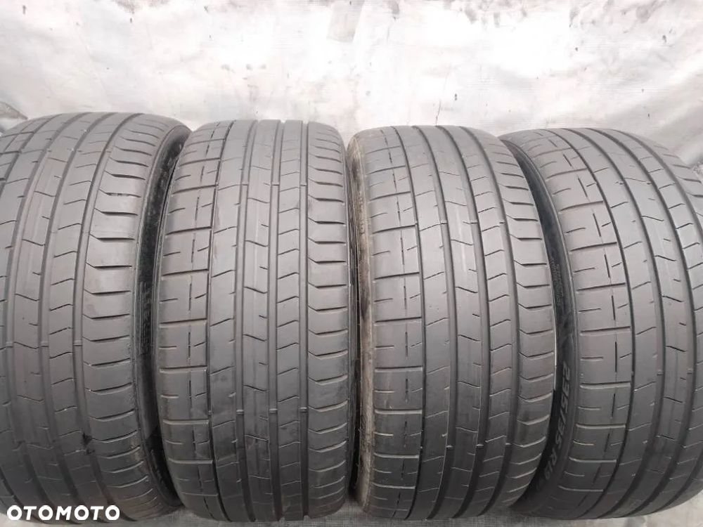 Pirelli P Zero 235/35 R19 91Y 2025 7-7.5mm - 1