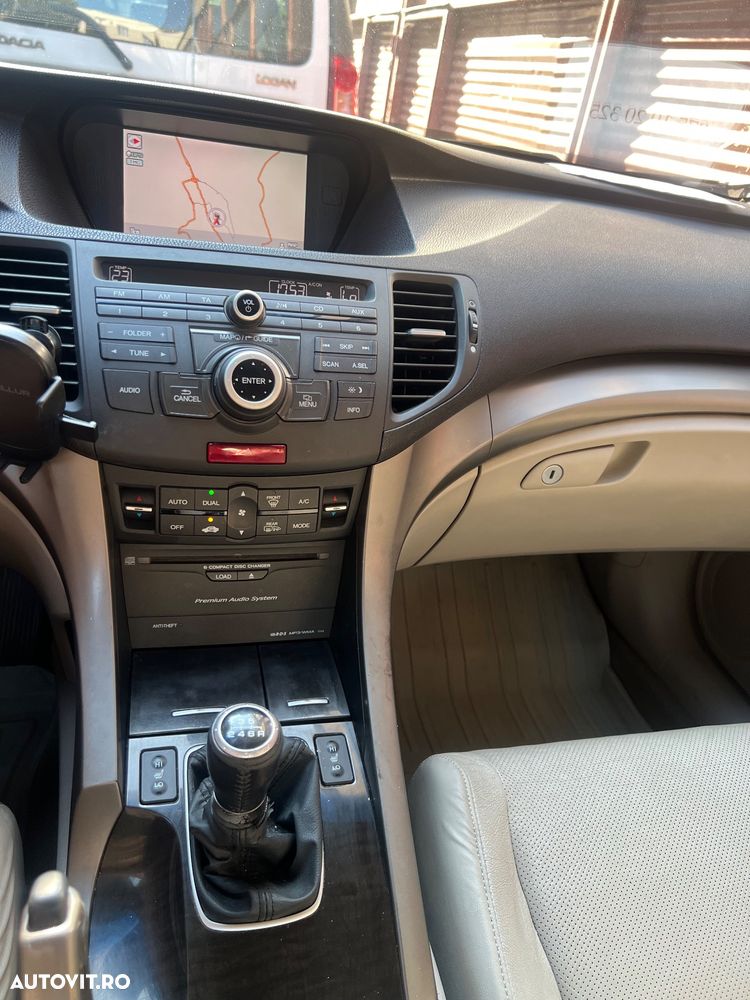 Honda Accord 2.0i Executive - 8