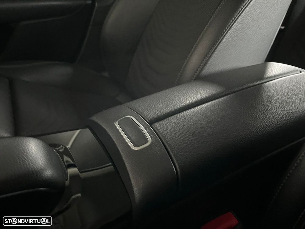 Mercedes-Benz A 180 d Business Solutions Aut. - 33