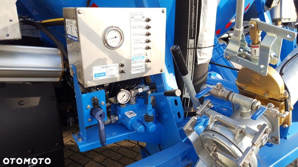 D-TEC Tanktrailer SV2006 - 12