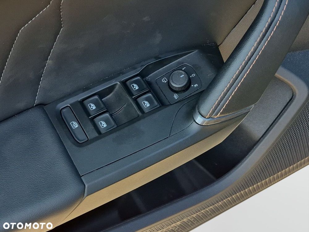 Cupra Leon Sportstourer 2.0 TSI VZ DSG - 9