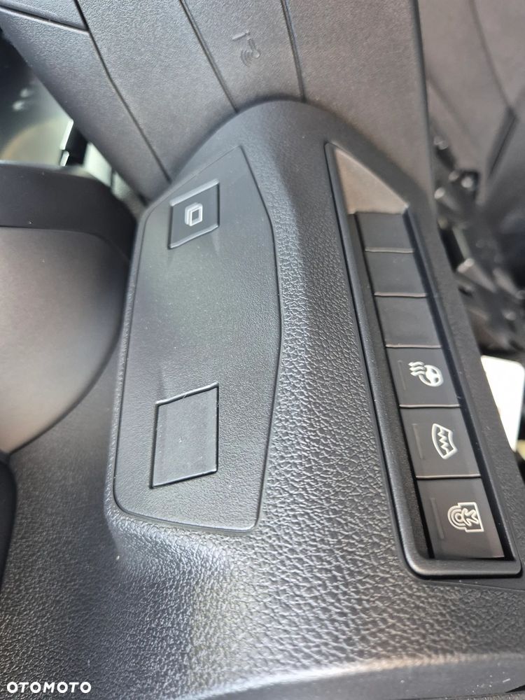 Opel Combo XL 1.5 BlueHDi S&S GS EAT8 - 19