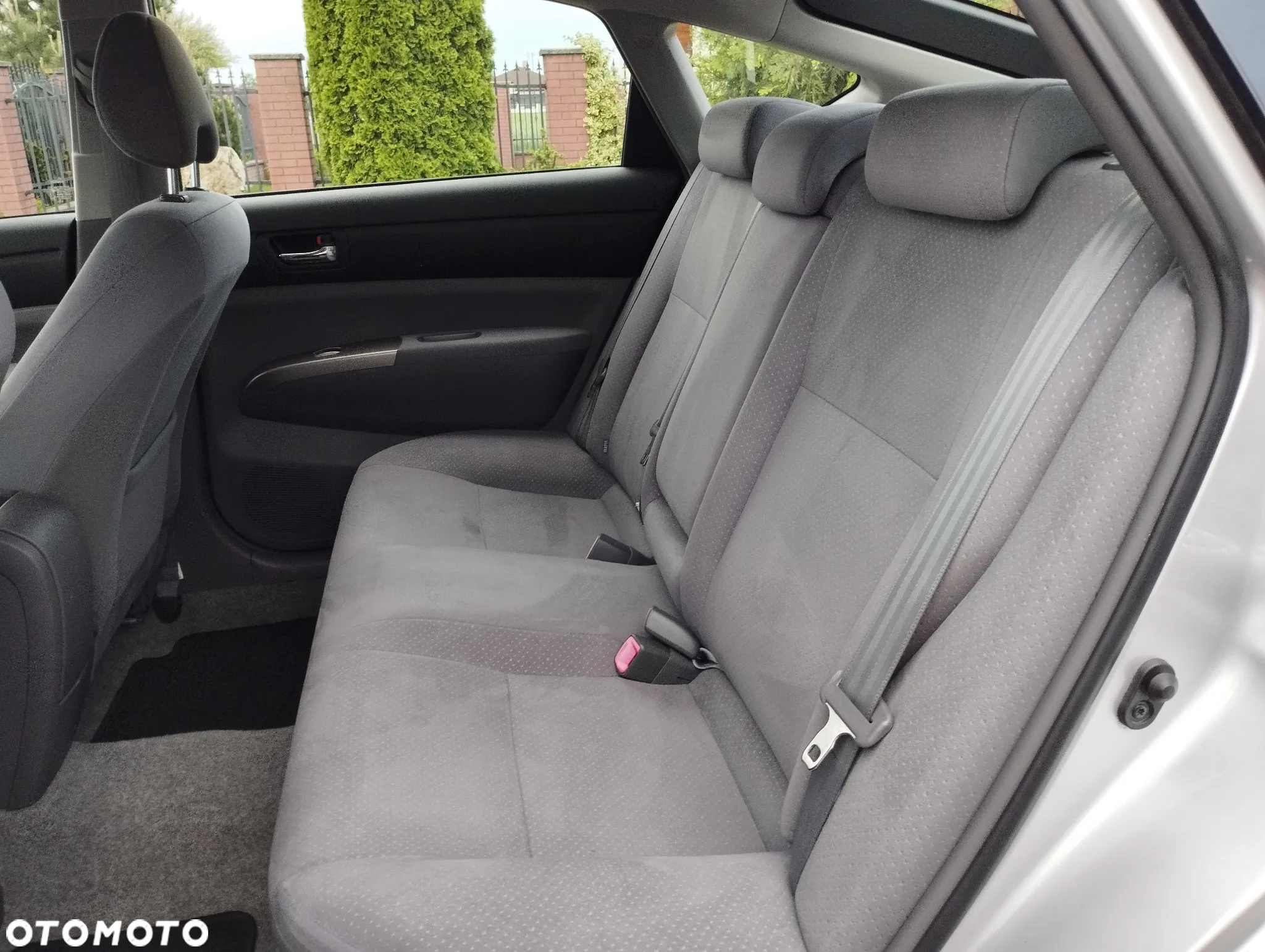 Toyota Prius - 16