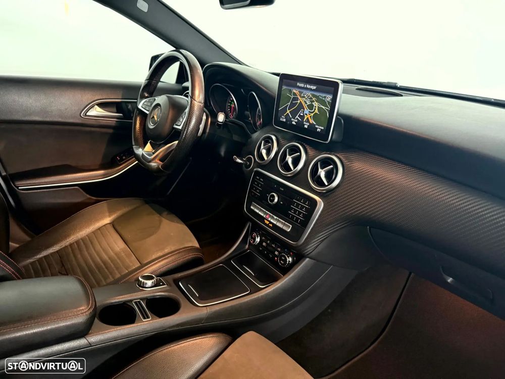 Mercedes-Benz A 180 d 7G-DCT AMG Line - 28