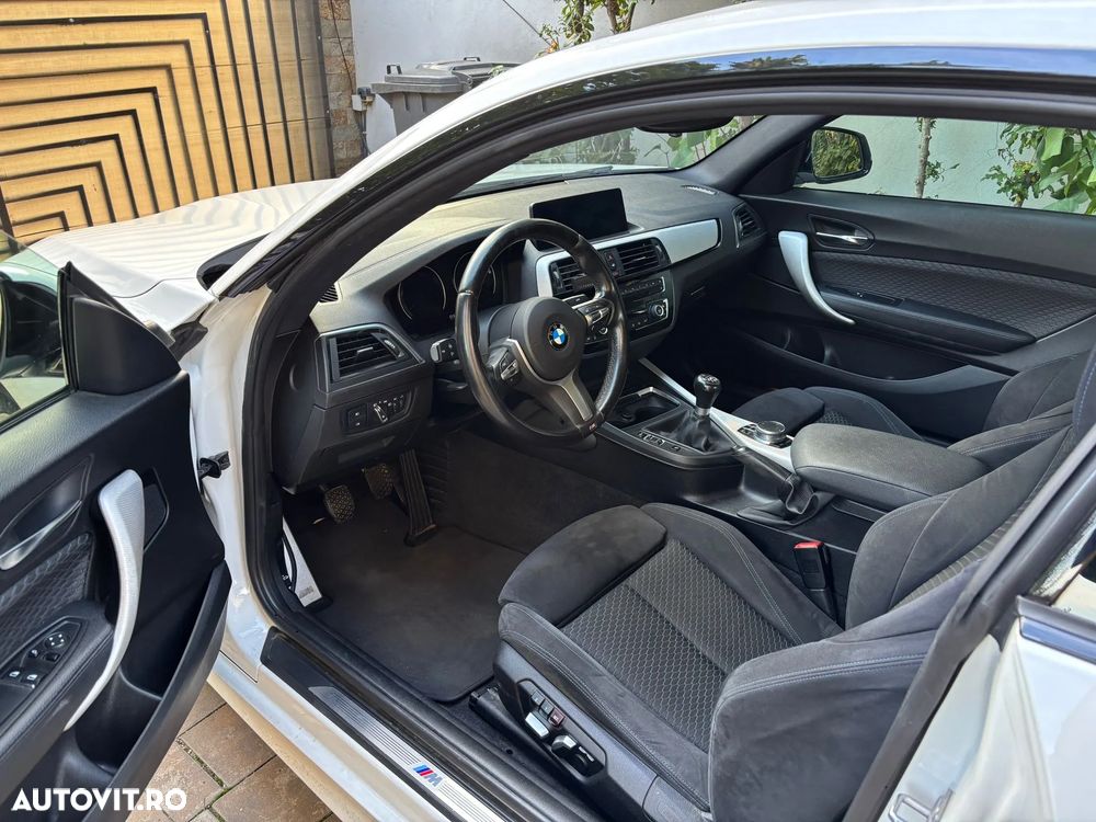 BMW Seria 2 218d Coupe - 8
