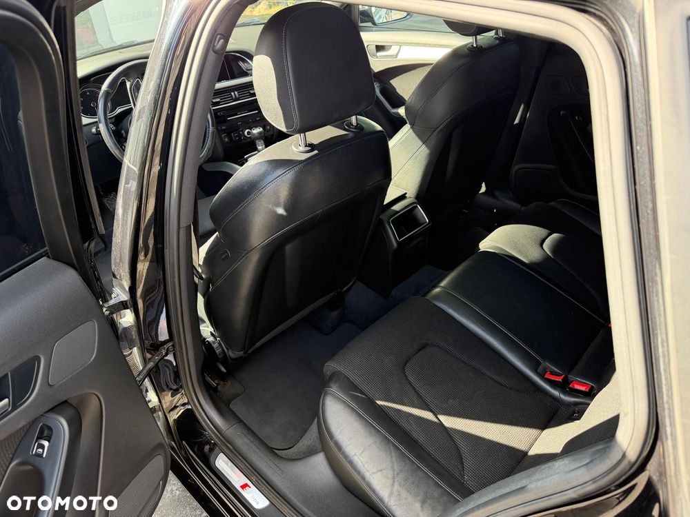 Audi A4 Avant 2.0 TDI - 15