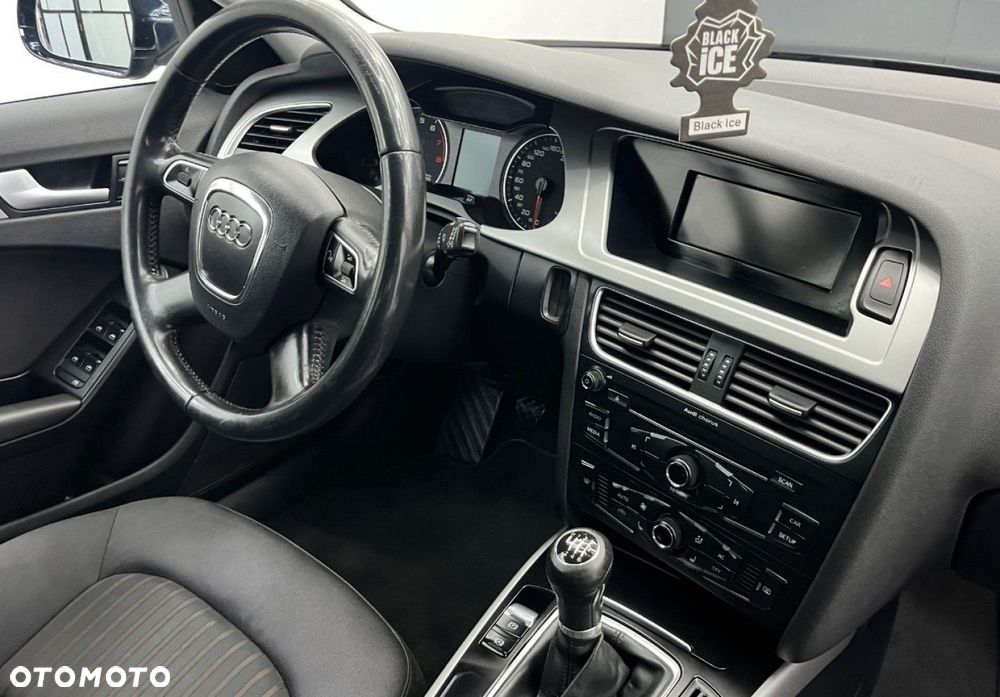 Audi A4 Avant - 9