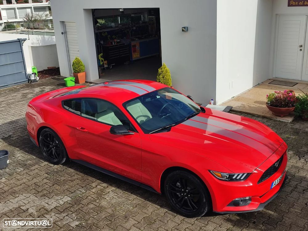 Ford Mustang 2.3 Eco Boost - 8