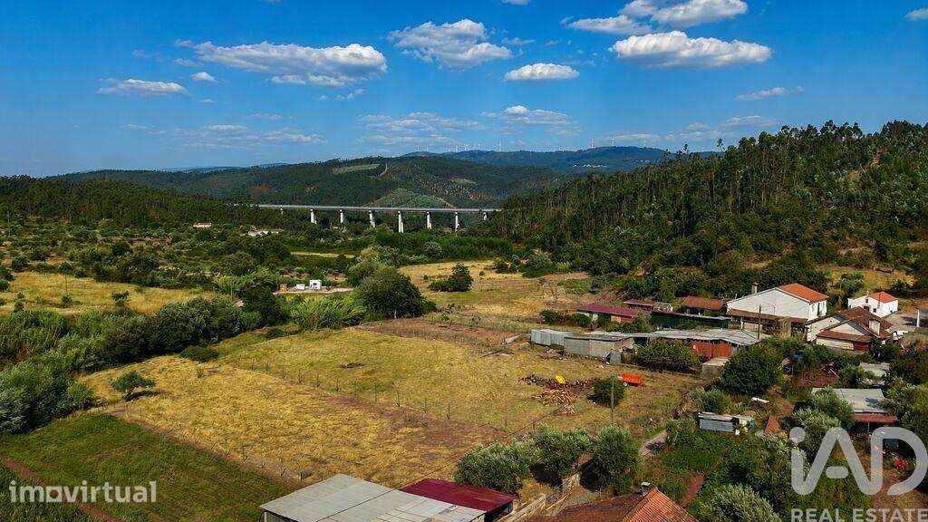 Moradia geminada em Podentes de 99 m2 - Grande imagem: 2/39