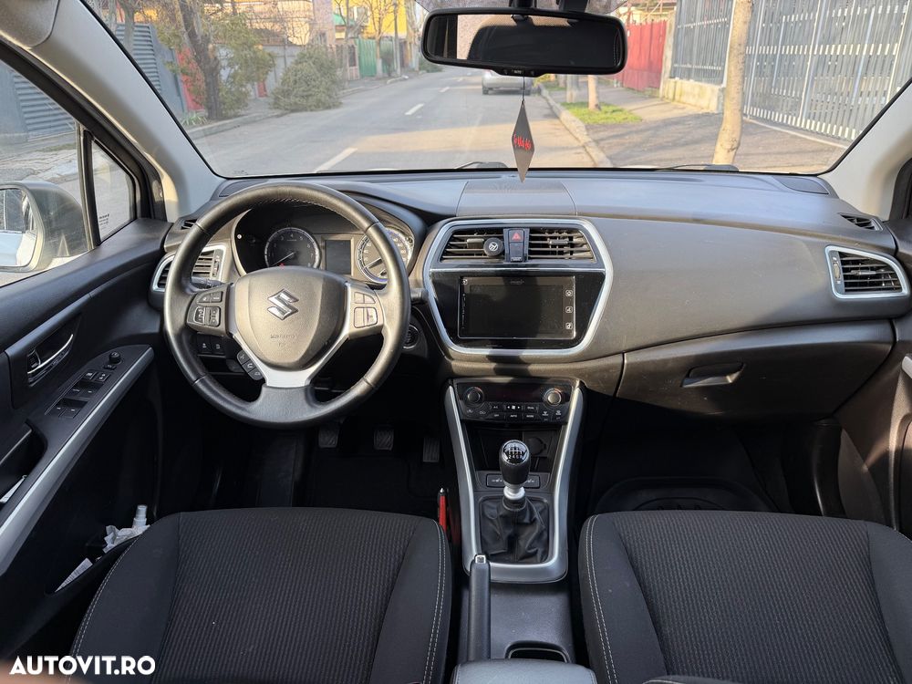 Suzuki S-Cross 1.4 Boosterjet Comfort - 5