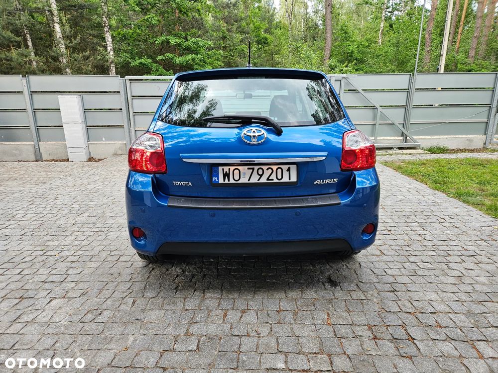 Toyota Auris 1.6 Sol - 12