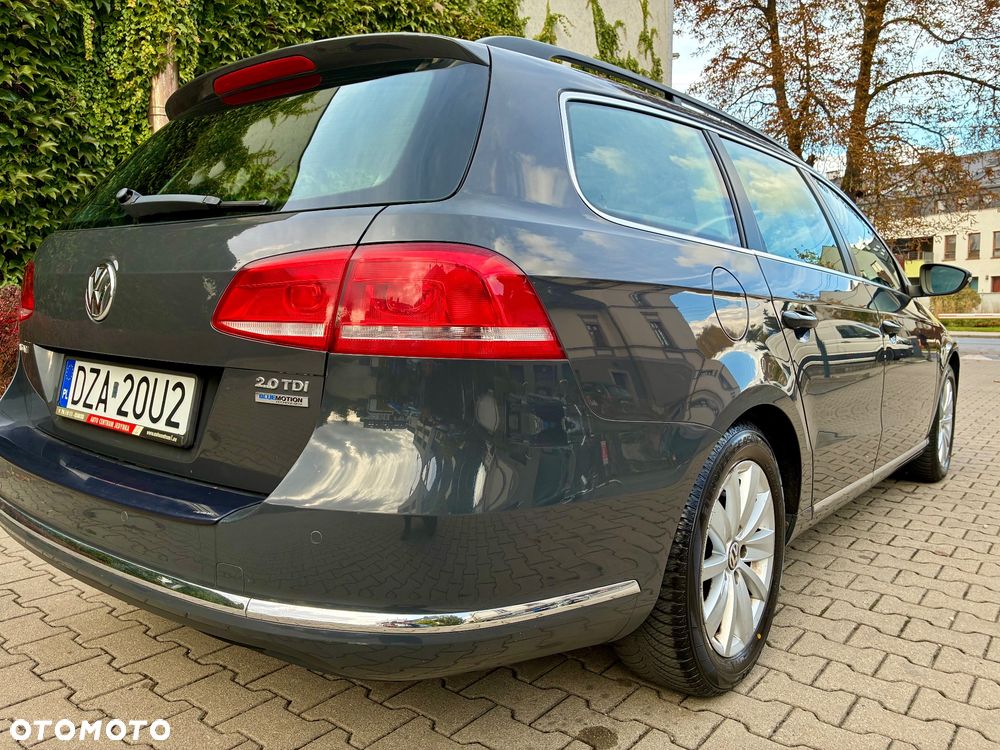 Volkswagen Passat 2.0 TDI Comfortline - 19