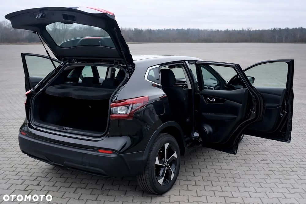 Nissan Qashqai 1.3 DIG-T MHEV N-Connecta - 10