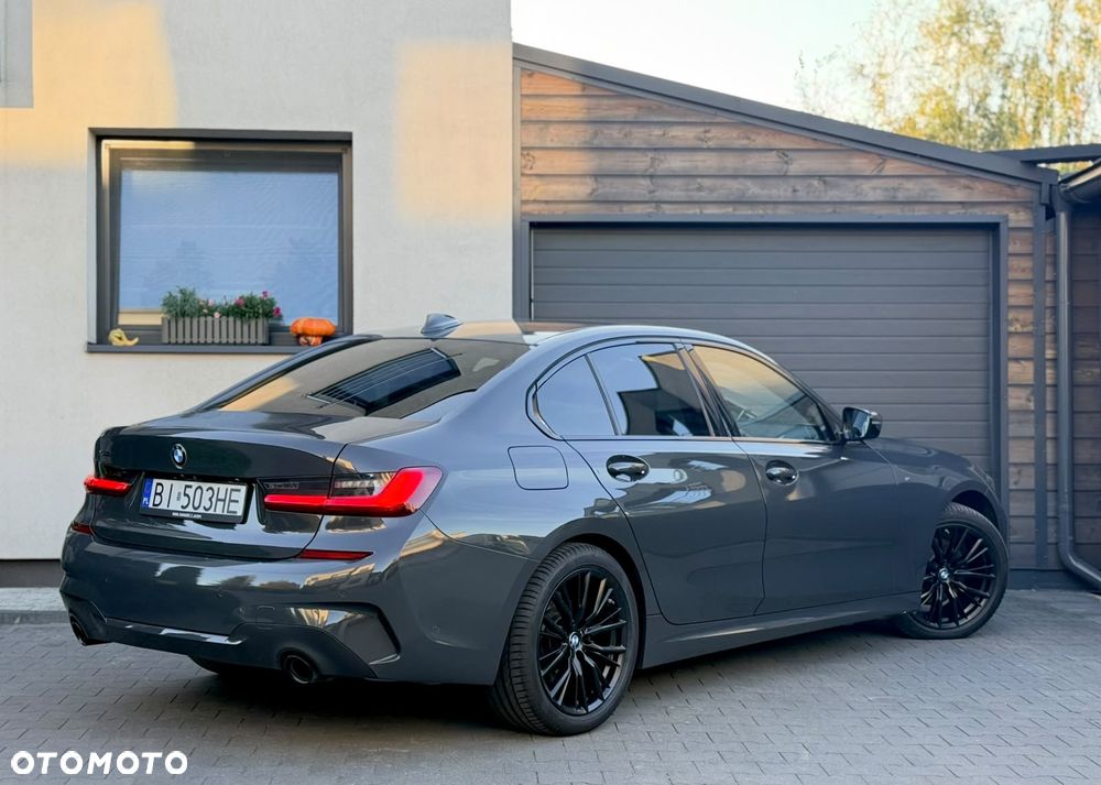 BMW Seria 3 320d xDrive M Sport sport - 17