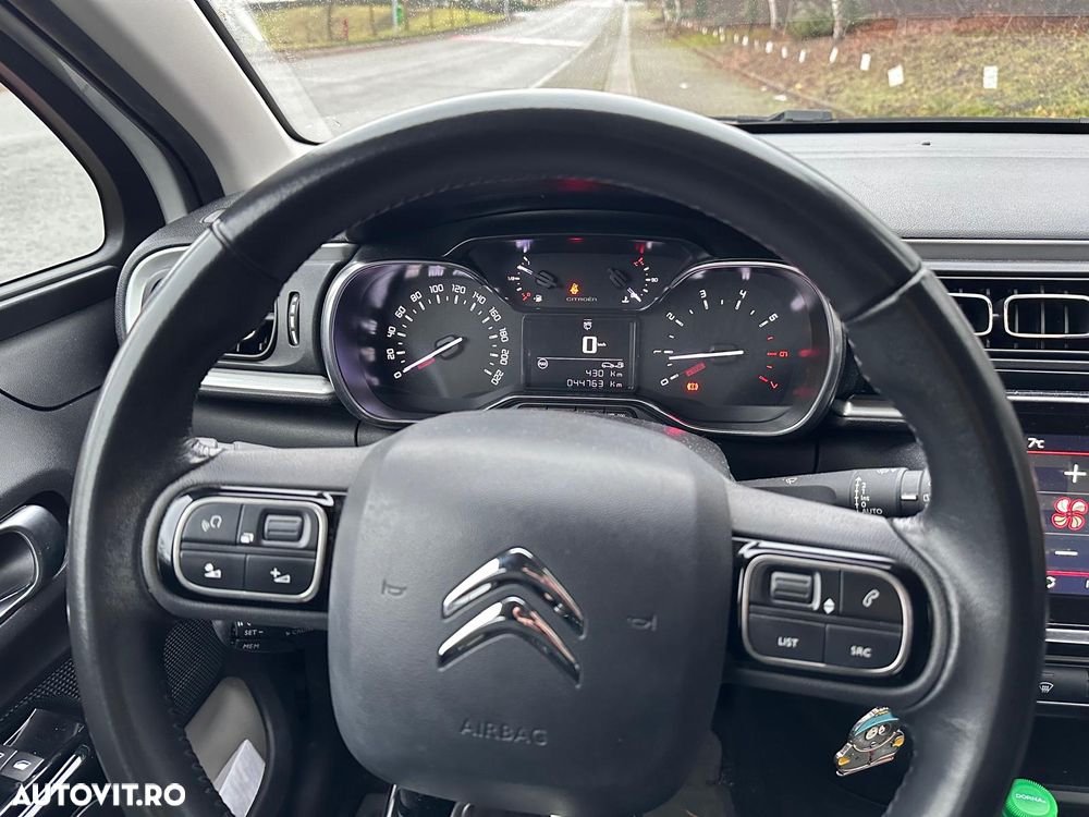 Citroën C3 1.2 PureTech BVM Shine - 7