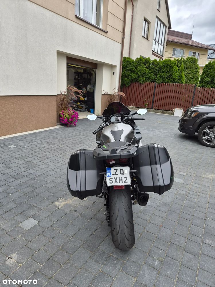 Kawasaki Ninja H2 SX - 9
