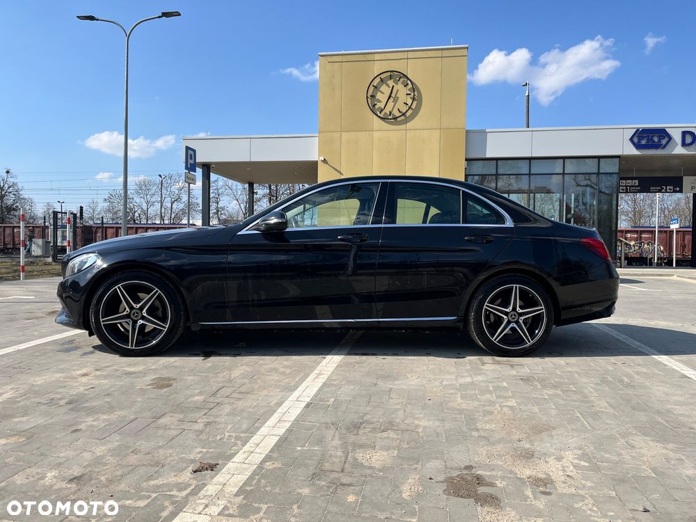 Mercedes-Benz Klasa C 200 4-Matic 7G-TRONIC - 4