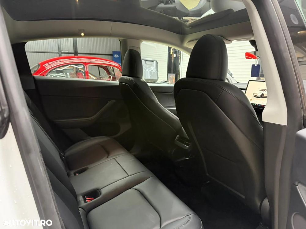 Tesla Model Y Performance Dual Motor AWD - 20