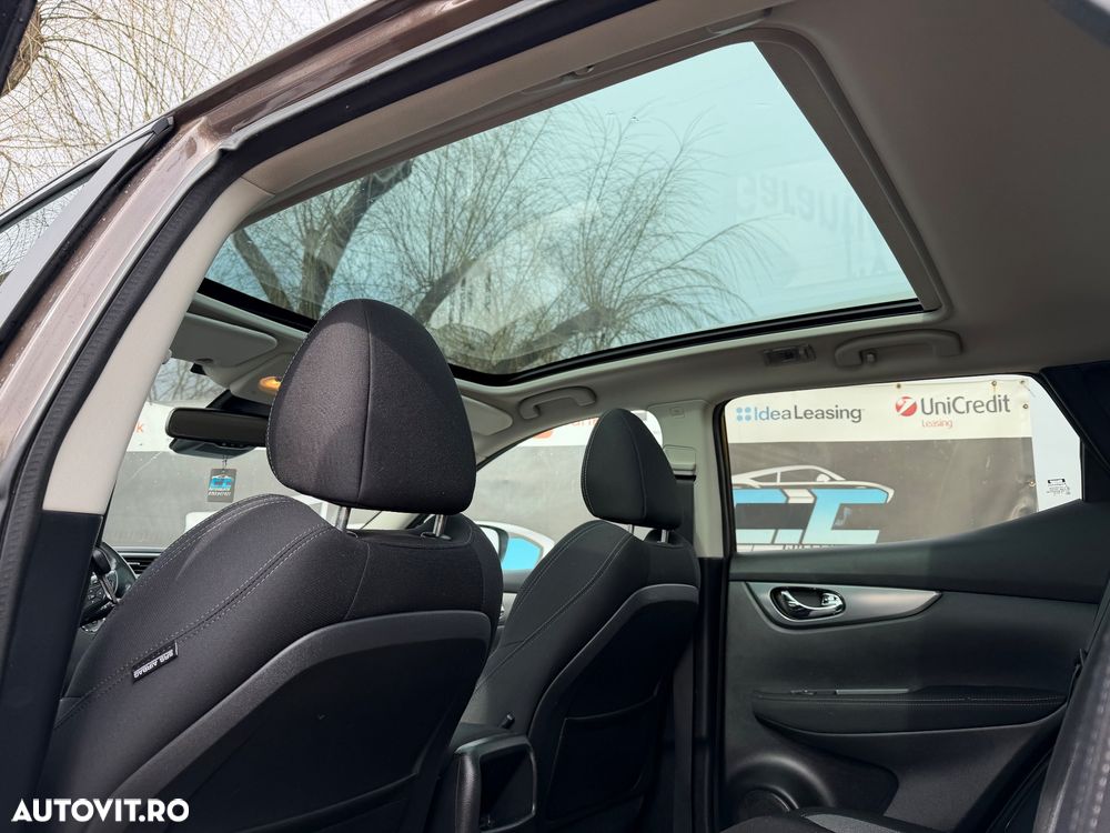 Nissan Qashqai 1.6 DCI Xtronic N-Connecta - 15