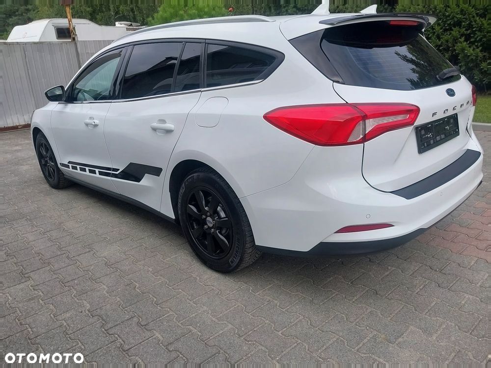 Ford Focus 1.5 EcoBlue Start-Stopp-System ST-LINE - 4