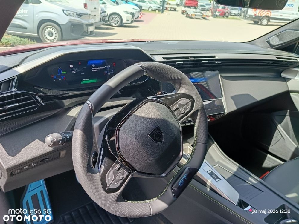 Peugeot 408 - 10