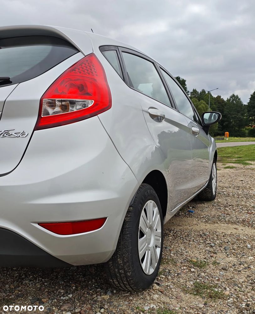Ford Fiesta 1.4 TDCI - 16