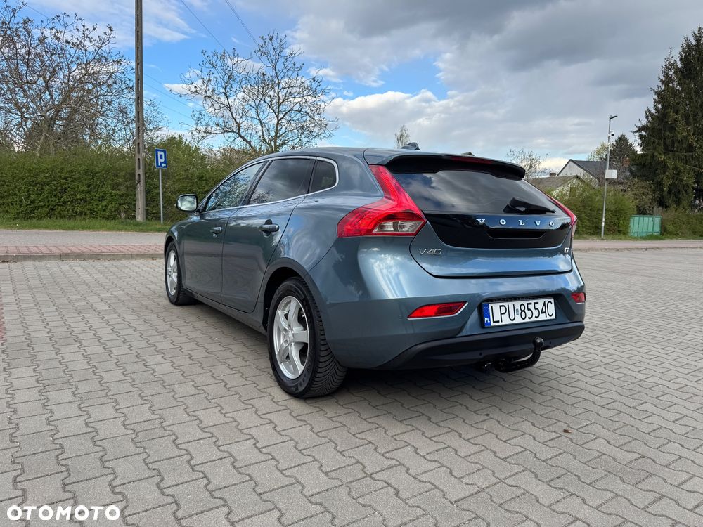 Volvo V40 D2 - 4
