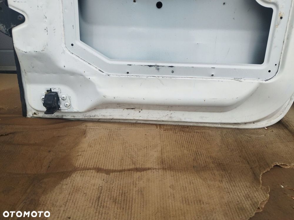 DRZWI TYLNE TYL LEWE MASTER III MOVANO B NV400 AL1 - 11