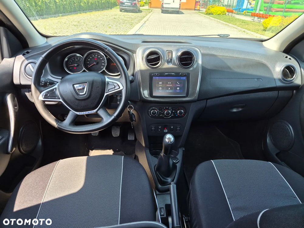 Dacia Sandero Stepway dCi 90 (S&S) Essential - 9