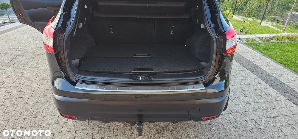 Nissan Qashqai 1.6 dCi TEKNA+ - 8